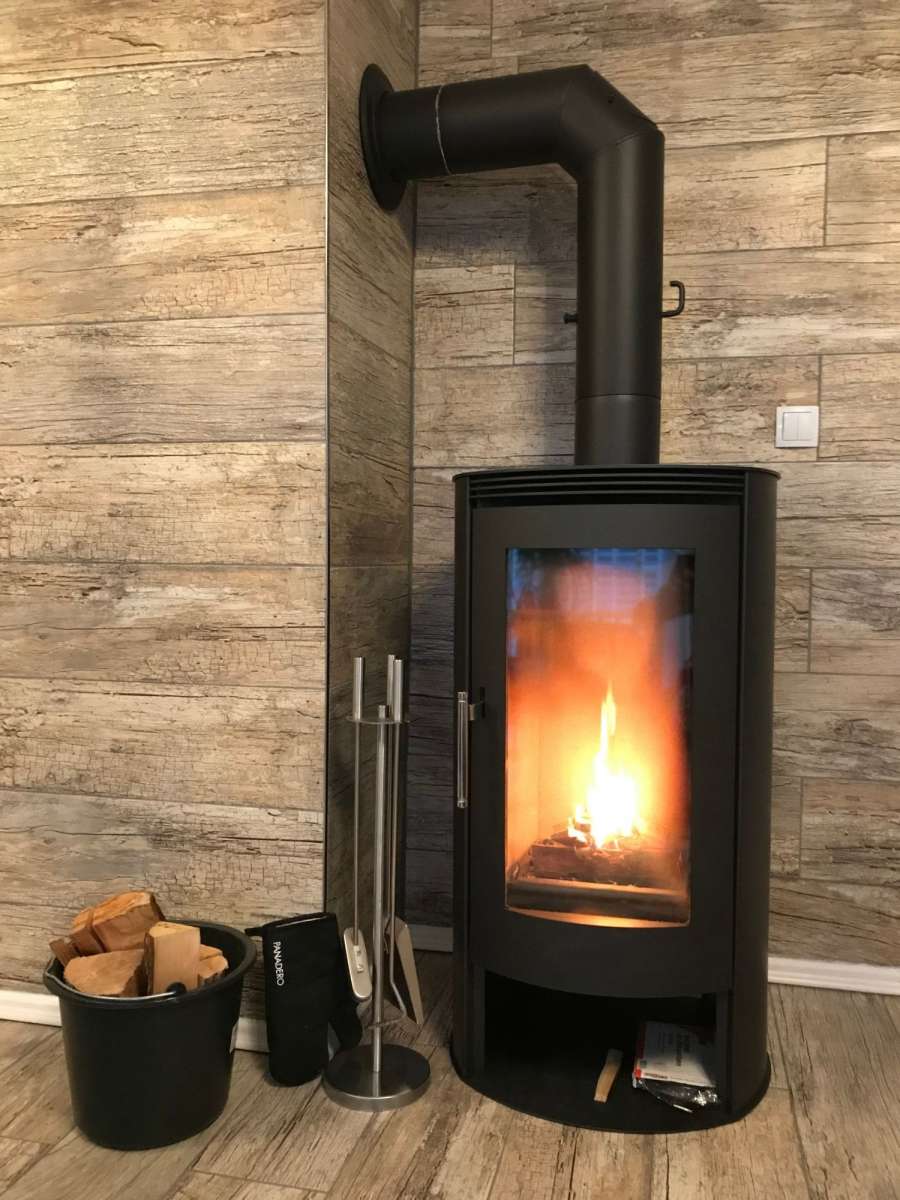 Kaminofen Juhnberg Frido 8kW - GLUTHAUS